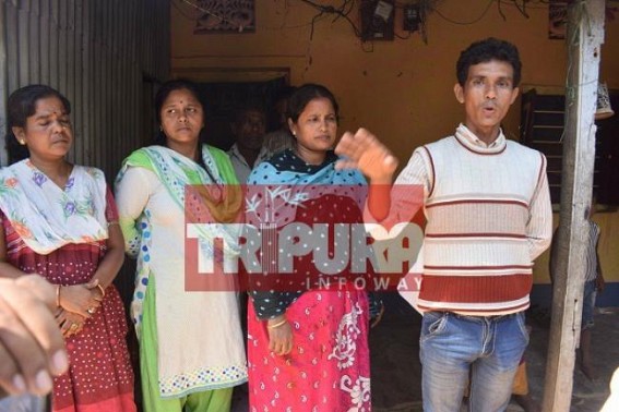 Setback for CPI-M, Aralia victim Jiban Mia accuses CPI-M for damaging his house Setback for CPI-M, Aralia victim Jiban Mia accuses CPI-M for damaging his house